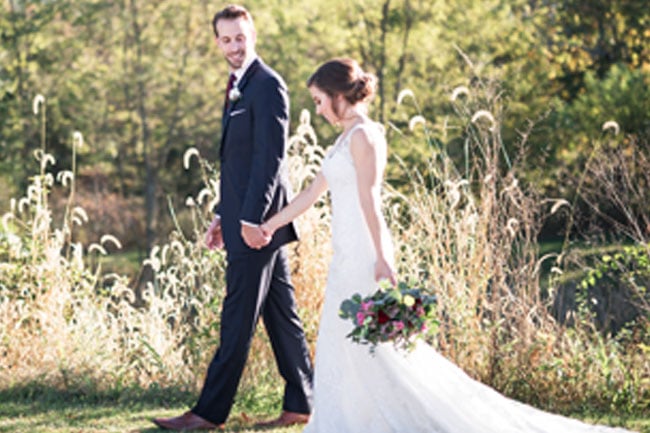 Bride & Groom’s First Look – Photography by Maria Silva-Goya